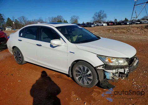 2015 Honda Accord Hybrid Exl z USA, uszkodzony, nr VIN 1HGCR6F57FA008254